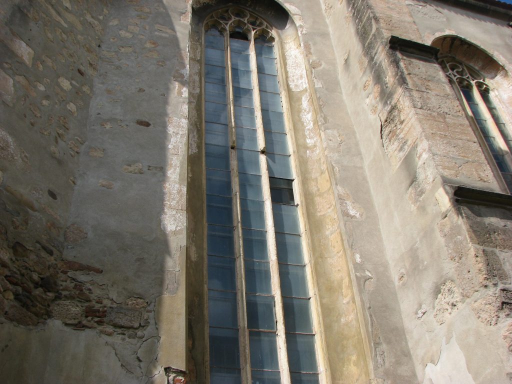 fereastra inalta biserica Aiud