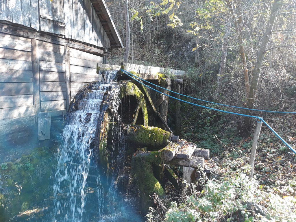 Moara de ap[ în Obârșia, jud. Arad